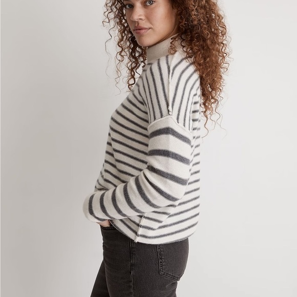 Madewell stripe play mockneck pullover sweater antique cream - Picture 3 of 4